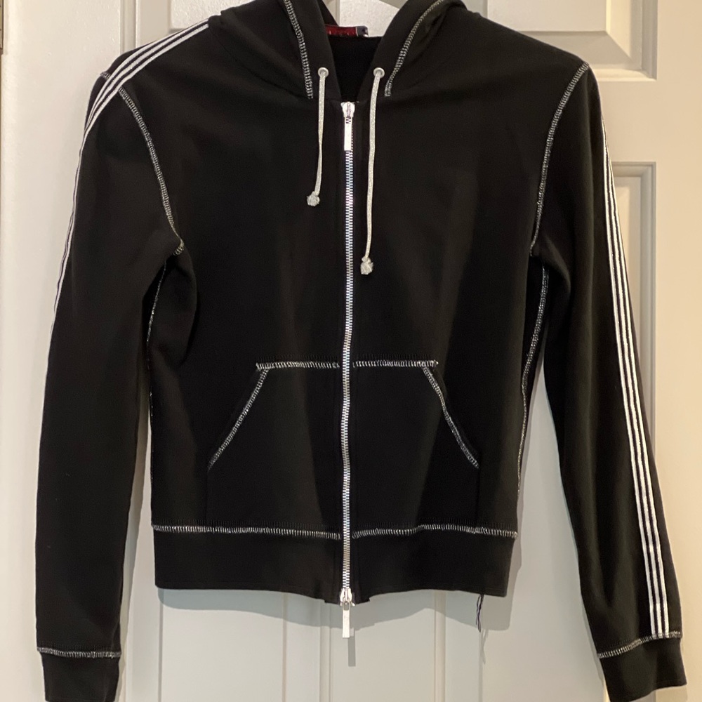 Max & Co. Leisure Outfit. Jacket and Pants. Black w/ Silver and white details.